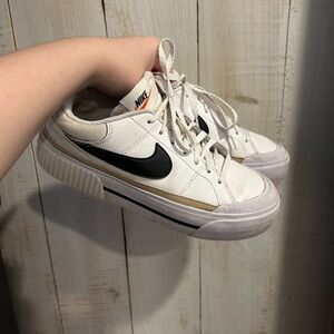 Nike lifted court legacy’s women’s size 7